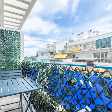 Ak Magnifique Et Spacieux 3 Pieces, Vue Appartement