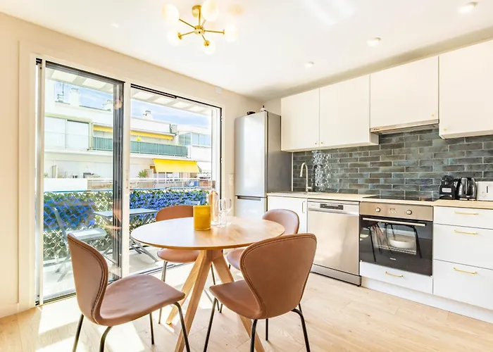 Ak Magnifique Et Spacieux 3 Pieces, Vue Apartamento Antibes