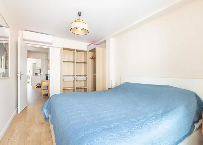 Ak Magnifique Et Spacieux 3 Pieces, Vue Apartamento