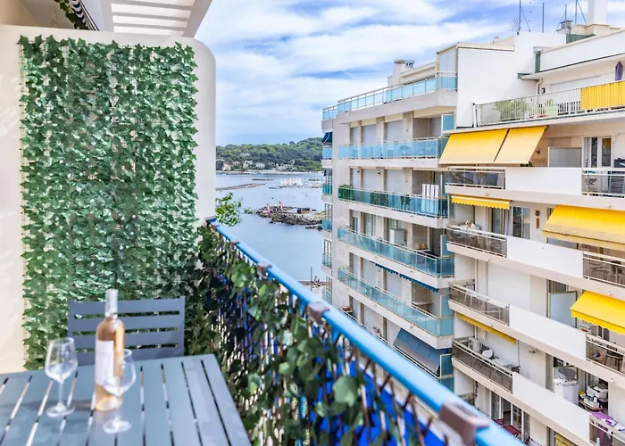 Ak Magnifique Et Spacieux 3 Pieces, Vue * Antibes